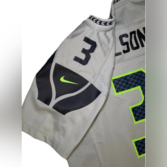 NIKE NFL ON FIELD SEAHAWKS JERSEY WILSON
#3 YOUTH M 10 12 BOYS FOOTBALL - Picture 4 of 10